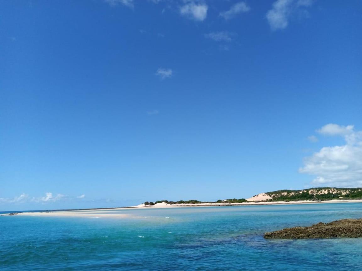 Dolphin Dhow Beach Safaris วิลันคูลอส ภายนอก รูปภาพ